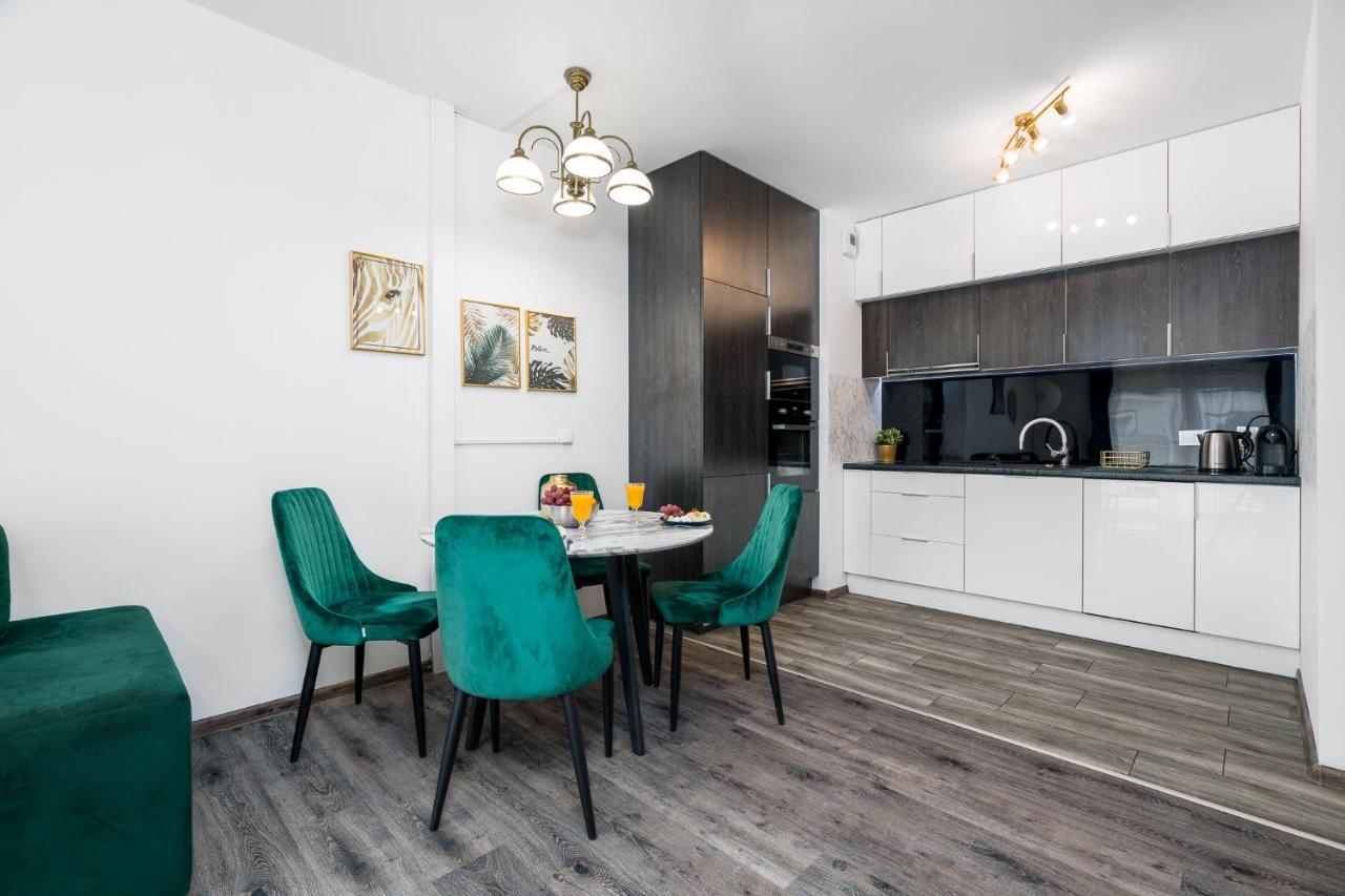 Sleepway Apartments- Garbary 100-46 Poznań Exteriör bild