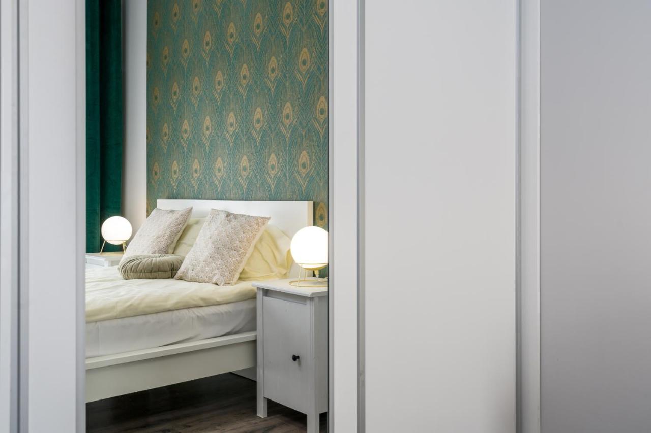 Sleepway Apartments- Garbary 100-46 Poznań Exteriör bild