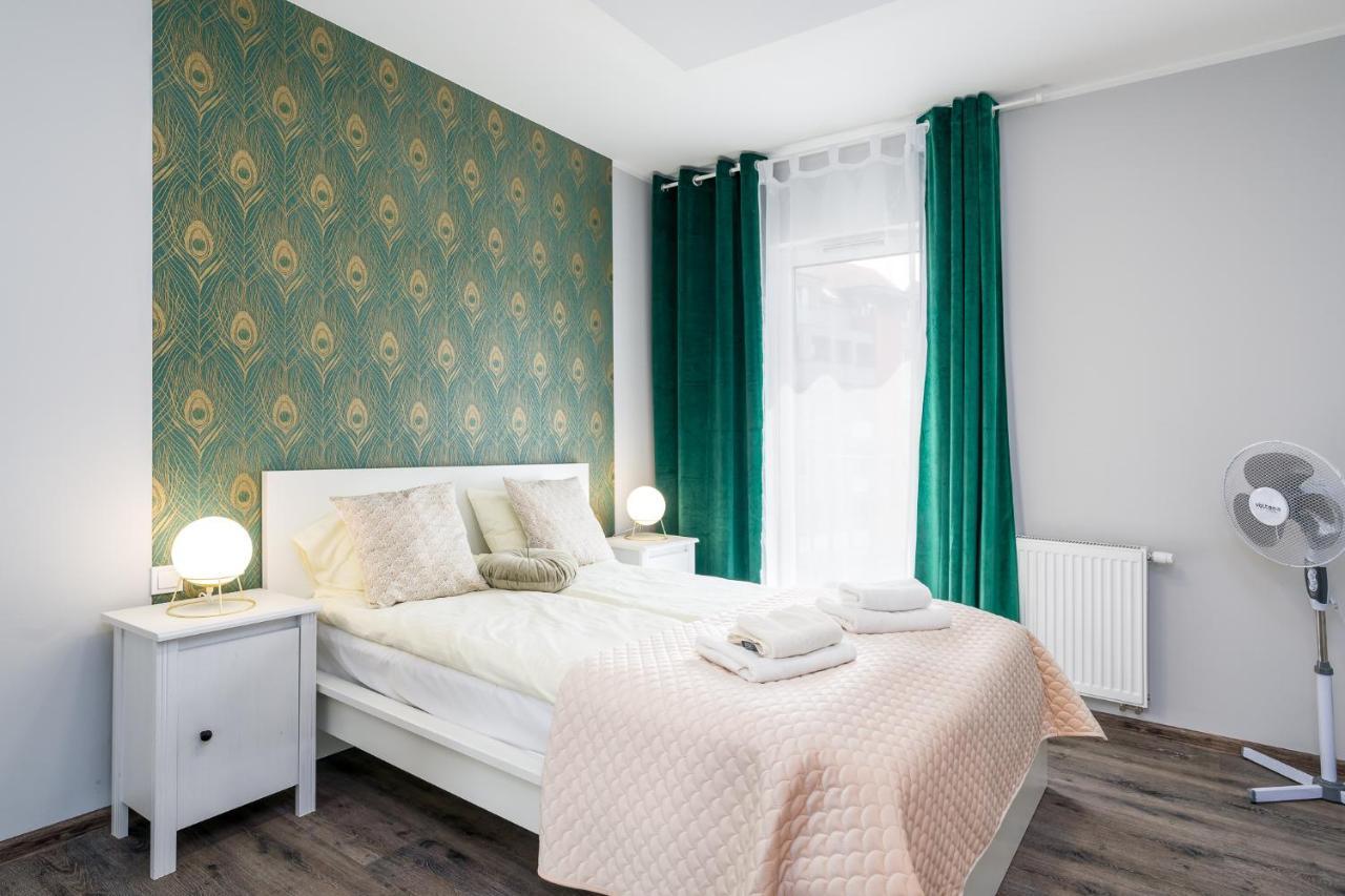 Sleepway Apartments- Garbary 100-46 Poznań Exteriör bild